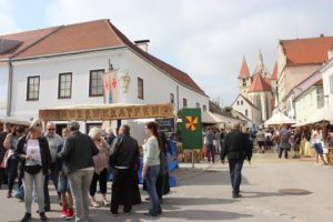 Eggenburgの中世騎士祭りの様子