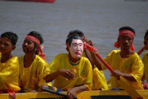 いかにレースを盛り上げるかを重視したおちゃらけチームもある