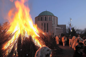 冬の終わりを告げる焚火 Photo by Takeda Yuri